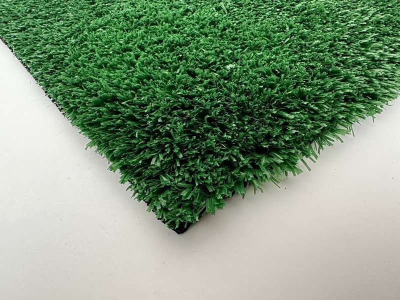 Pasto sintético Ecopower decorativo — material reciclado tonos tierra y oliva para proyectos ecológicos